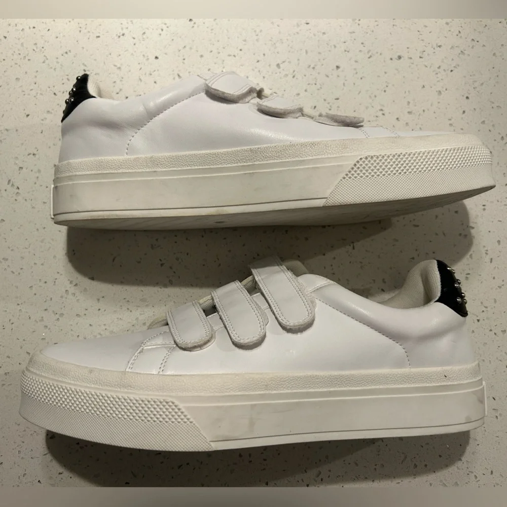 J / Slides GENNIE White Leather - Picture 10 of 10